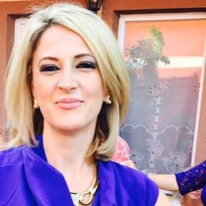 Meet your Posher, Liria